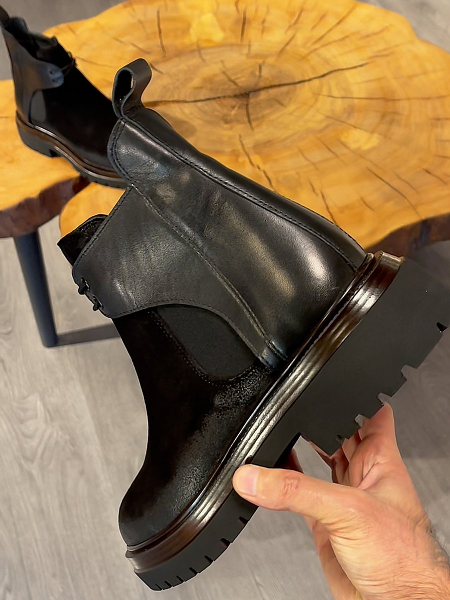 Carbon Black Lace-Up Mens Leather Boots