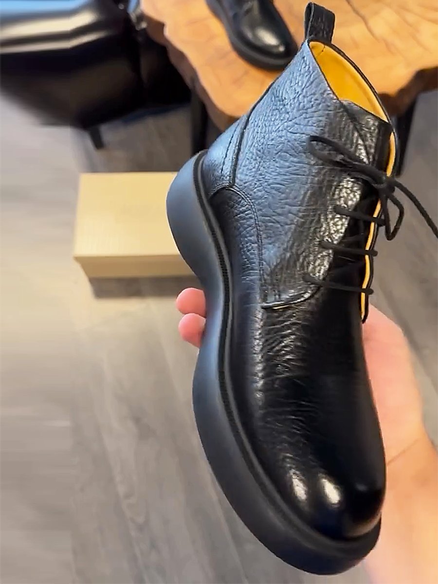 Men's Soft-soled Lace-up Leather Boots