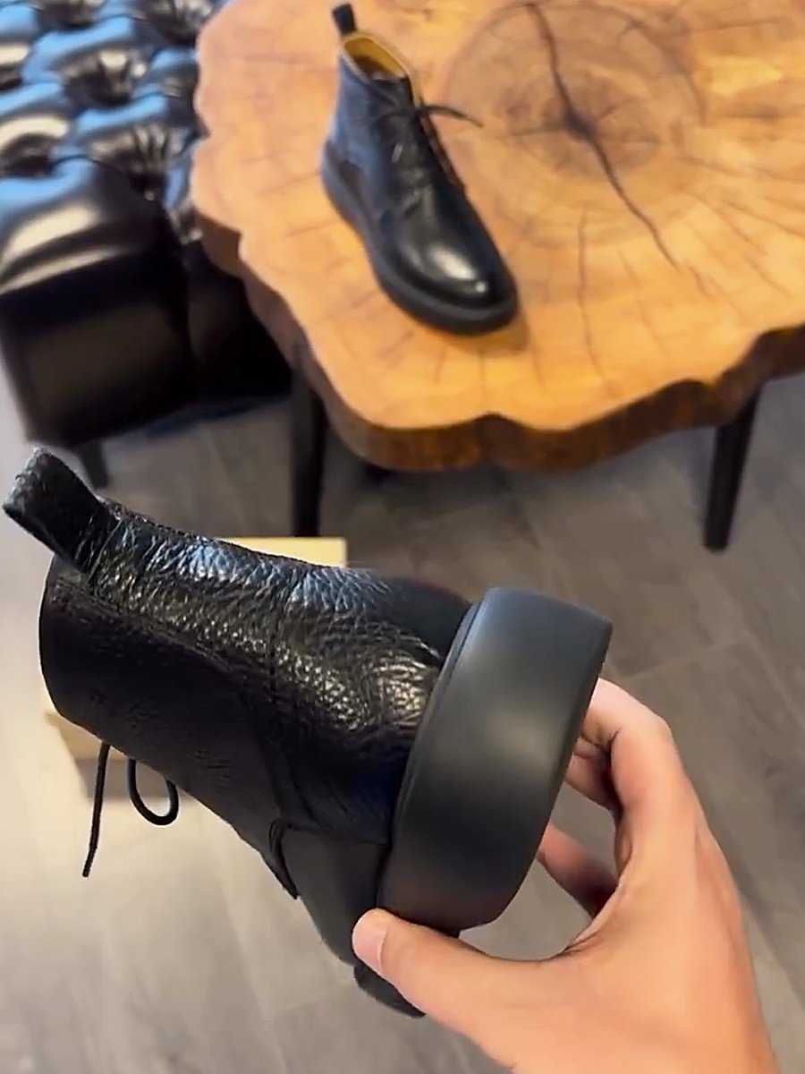 Men's Soft-soled Lace-up Leather Boots